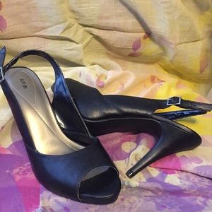 Apt 9, Black dress shoes, size 9
